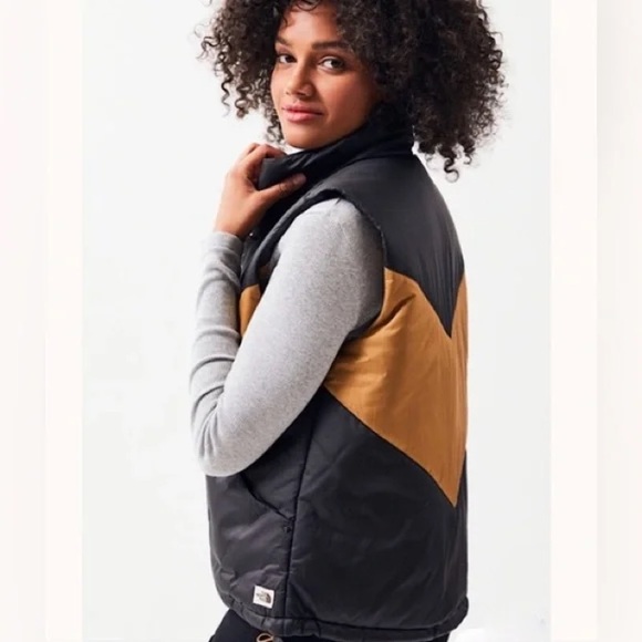 North Face Sylvester vest - Picture 1 of 7